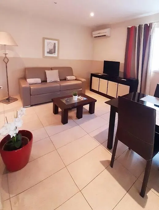 Appartement Centre Ville A 5 Mn A Pied Du Palais Et Plages Cannes
